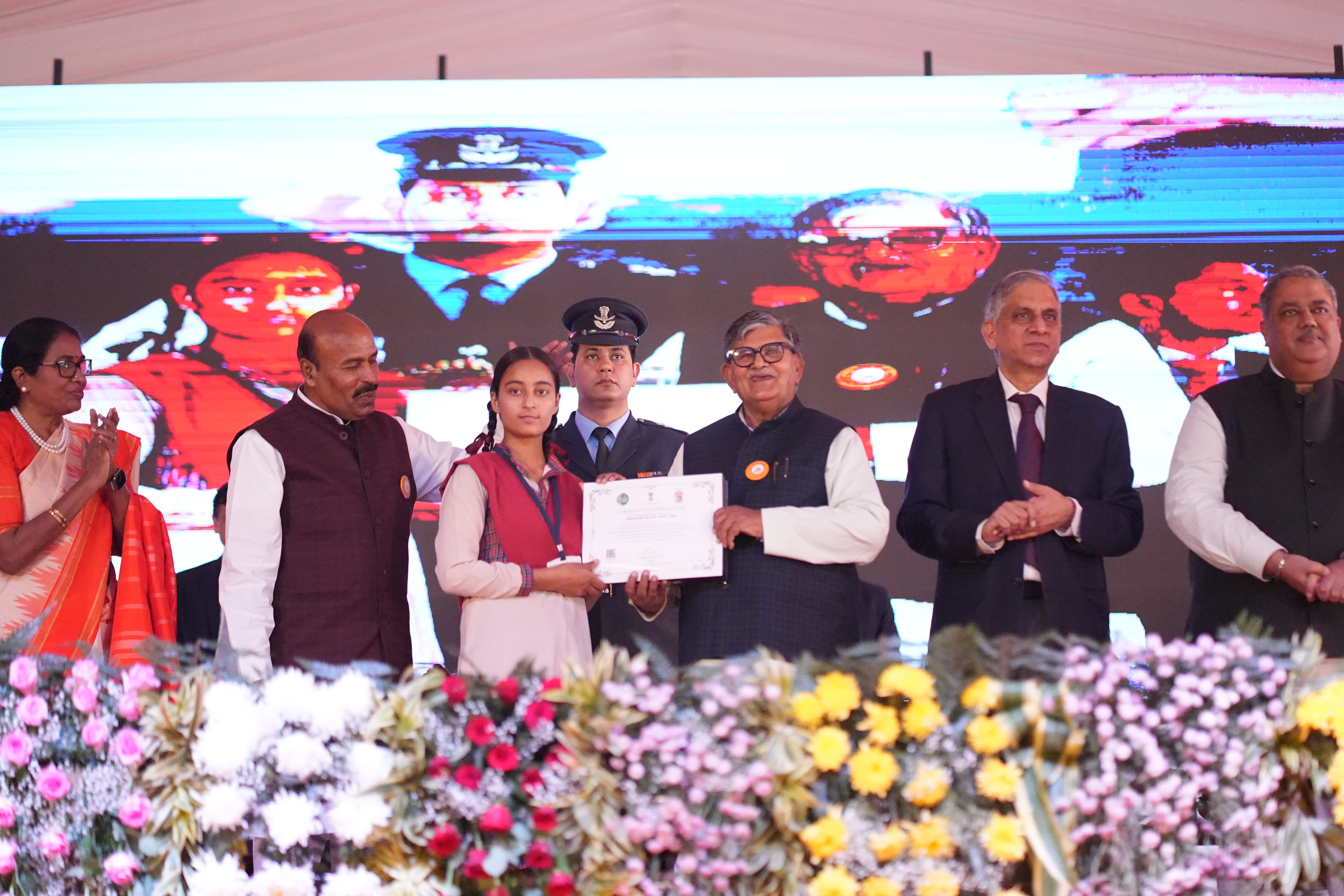 As part of the 5-Year Celebration of Nasha Mukt Bharat Abhiyaan in Amritsar, school students were honoured for their participation in various awareness and creative competitions.